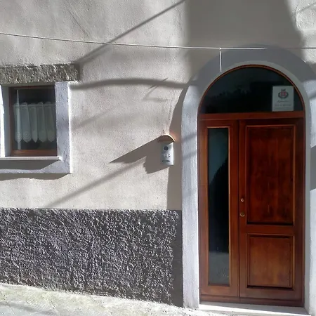 Holiday home Casadiriccardo Bibbiena